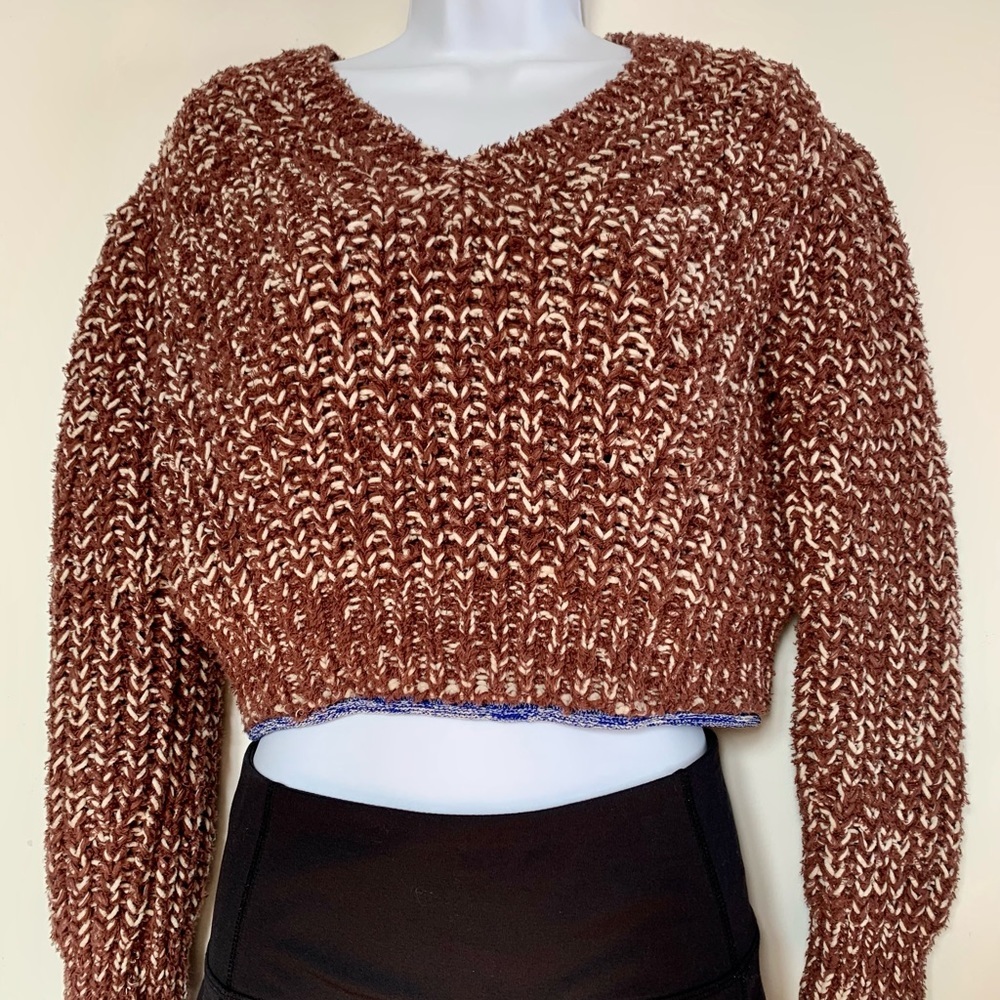 Wilfred cropped, fuzzy, sweater - Picture 3 of 7